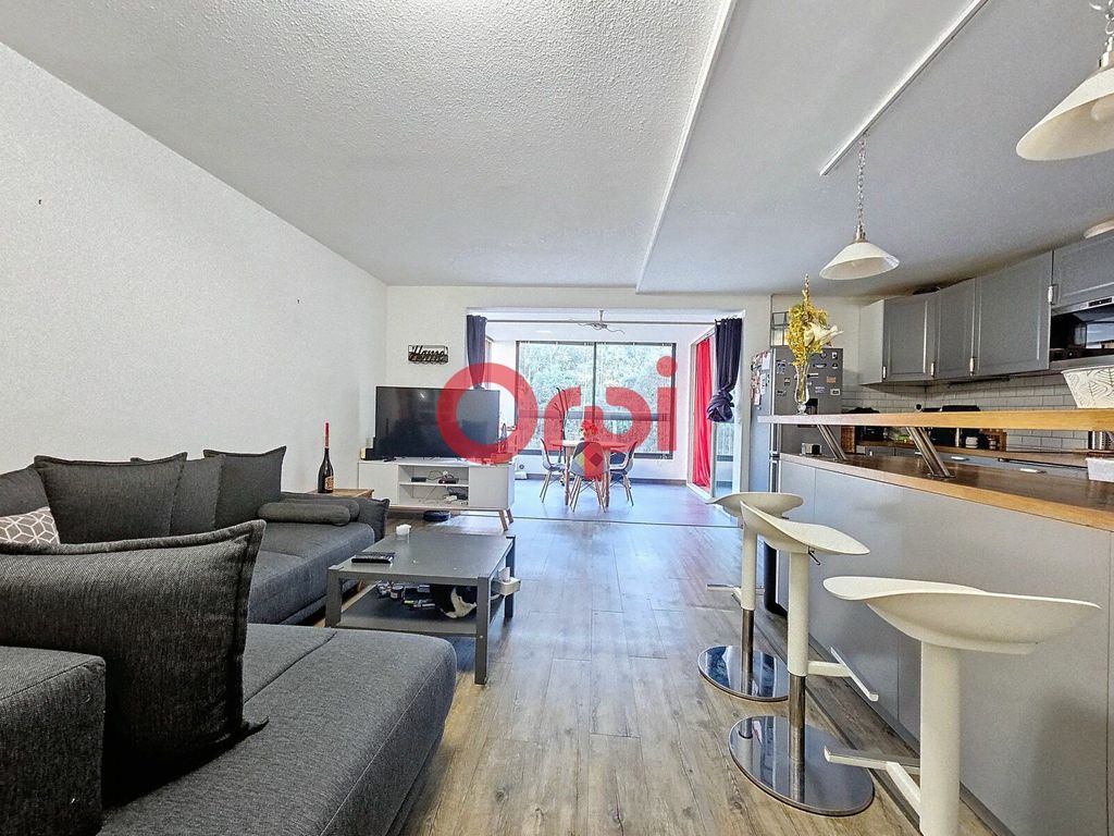 Achat appartement à vendre 5 pièces 99 m² - La Seyne-sur-Mer