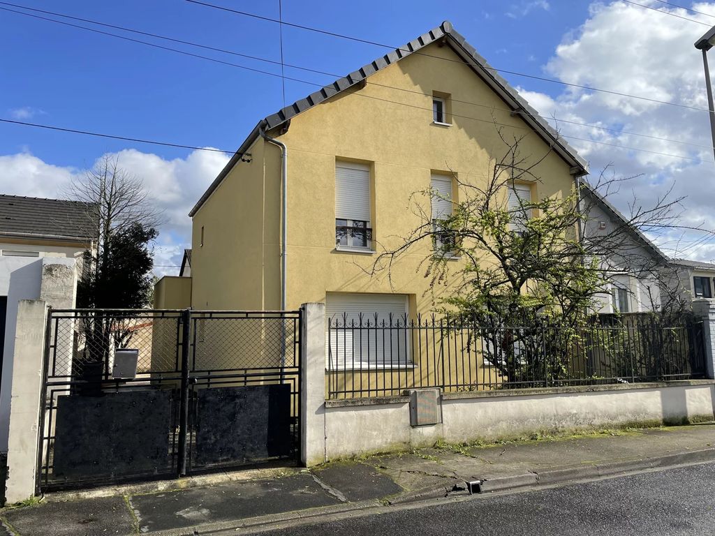 Achat maison à vendre 3 chambres 150 m² - Aulnay-sous-Bois