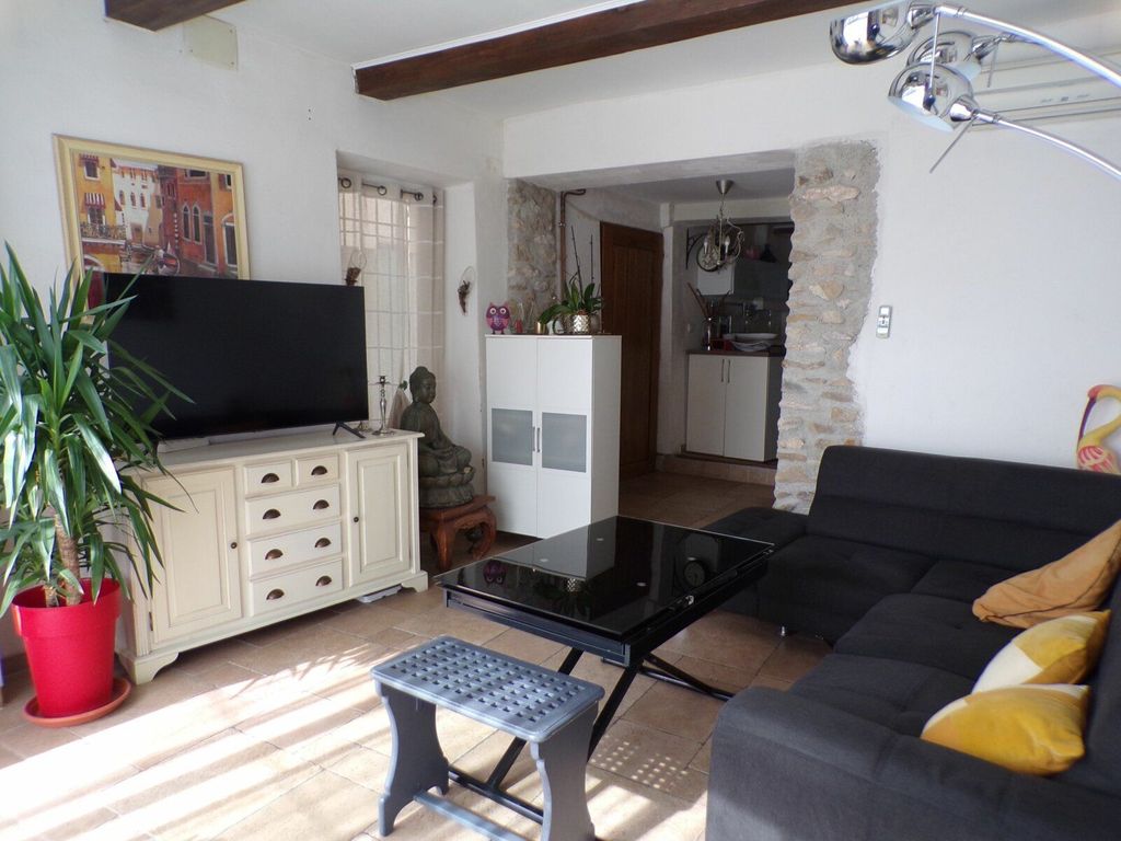 Achat maison à vendre 3 chambres 92 m² - La Tour-d'Aigues