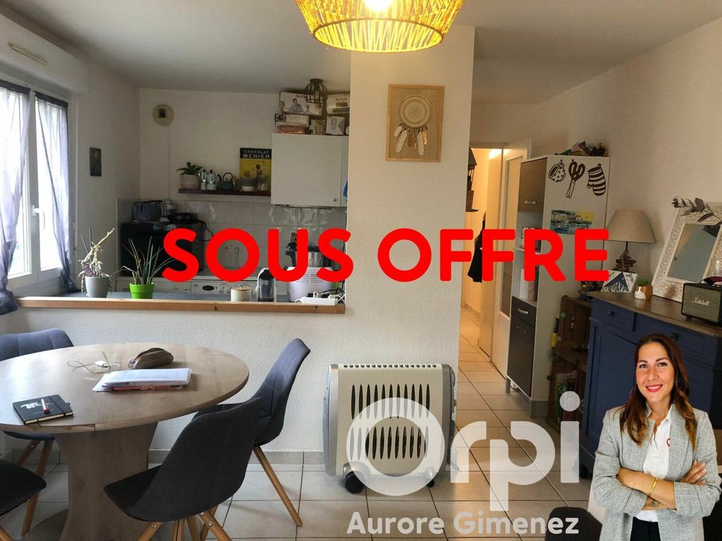 Achat appartement à vendre 2 pièces 44 m² - La Roche-sur-Foron