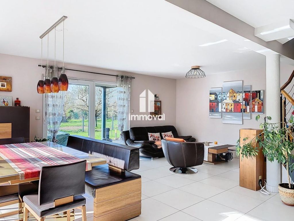Achat maison à vendre 4 chambres 122 m² - Plobsheim