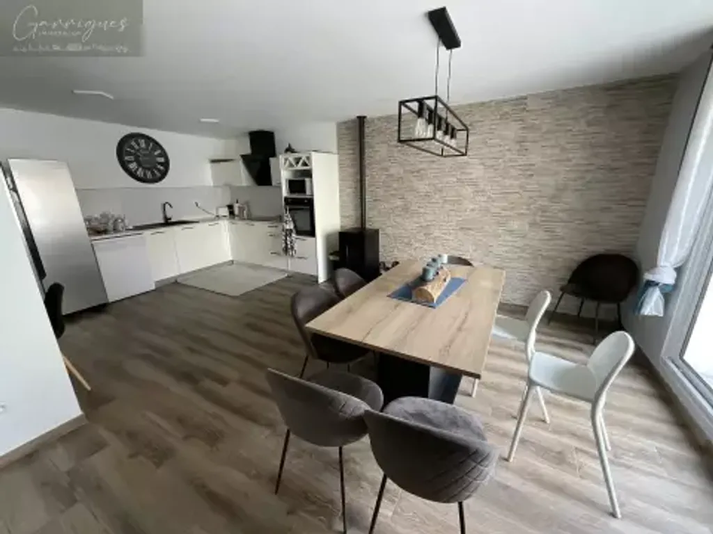 Achat maison à vendre 4 chambres 126 m² - Milhaud