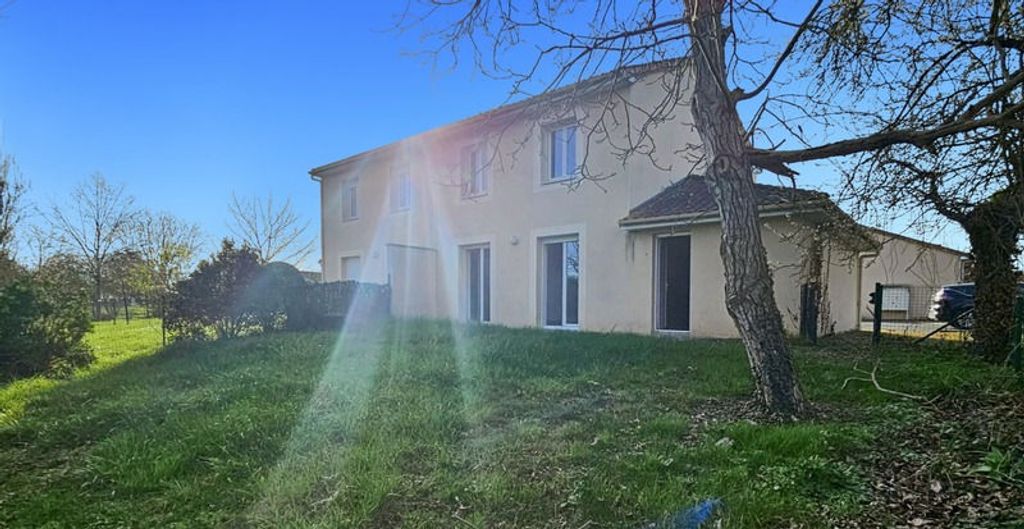 Achat maison à vendre 3 chambres 81 m² - Chasseneuil-du-Poitou