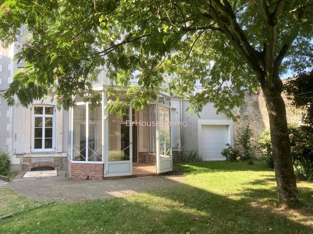 Achat maison 7 chambre(s) - Segré-en-Anjou-Bleu