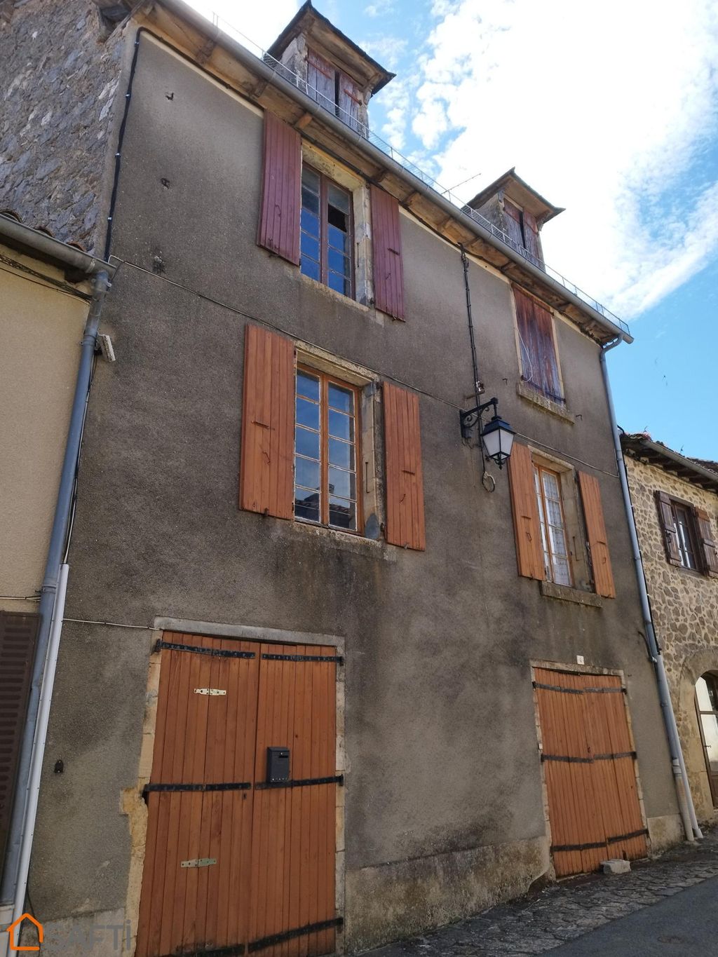 Achat maison à vendre 3 chambres 120 m² - Peyrusse-le-Roc