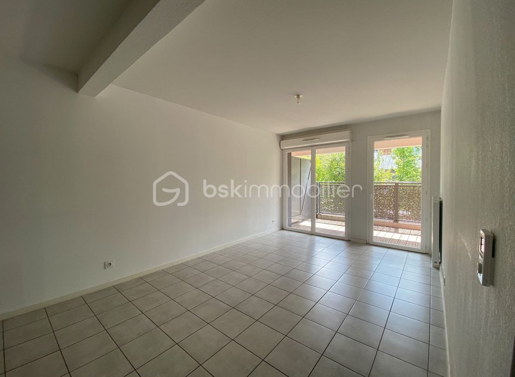 Achat appartement à vendre 3 pièces 63 m² - Villenave-d'Ornon