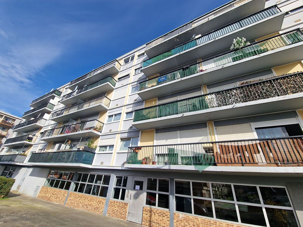 Achat appartement à vendre 4 pièces 64 m² - Mantes-la-Jolie