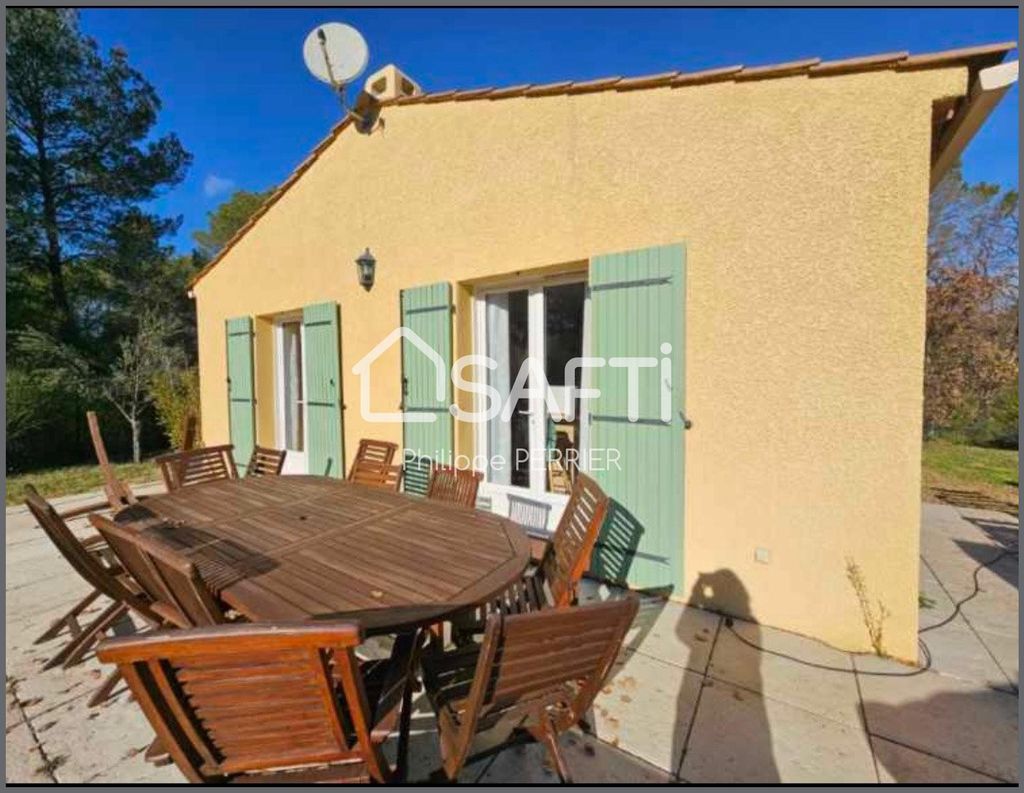 Achat maison à vendre 2 chambres 88 m² - Saint-Antonin-du-Var