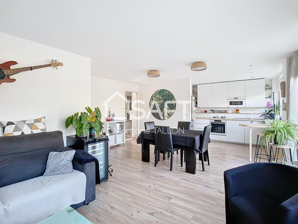 Achat appartement à vendre 5 pièces 75 m² - Maisons-Alfort