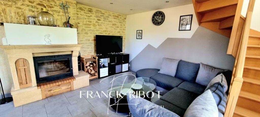 Achat maison à vendre 4 chambres 105 m² - Savigny-en-Terre-Plaine