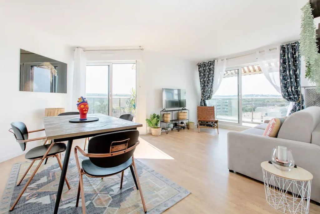 Achat appartement à vendre 3 pièces 71 m² - Saint-Germain-en-Laye