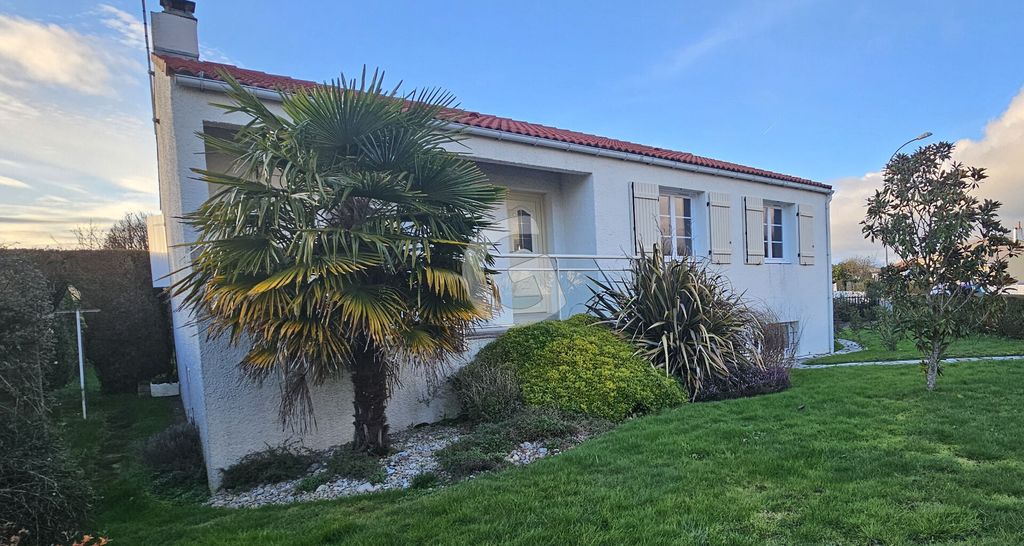 Achat maison à vendre 3 chambres 92 m² - Le Poiré-sur-Vie