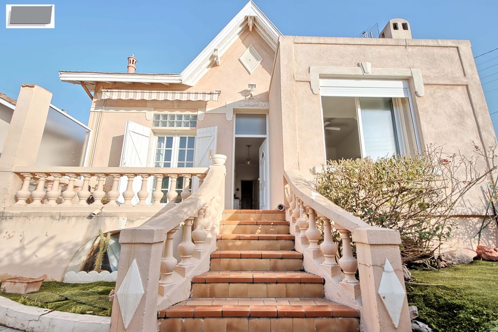 Achat maison à vendre 2 chambres 77 m² - Toulon