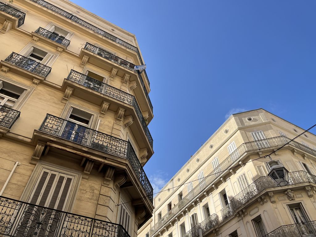 Achat appartement à vendre 5 pièces 93 m² - Toulon