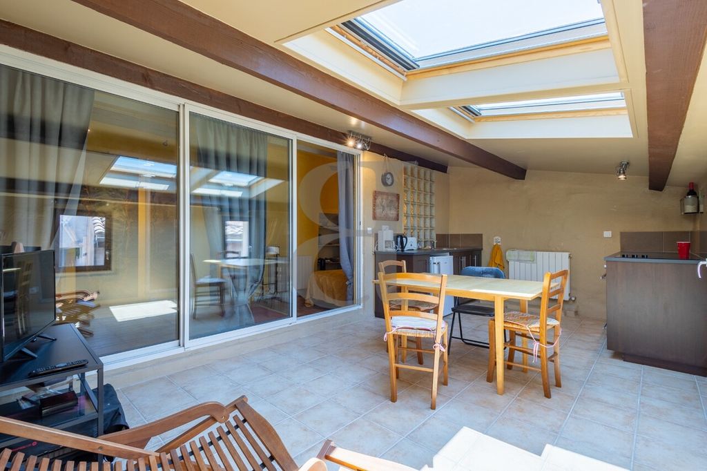 Achat maison à vendre 3 chambres 145 m² - Carpentras