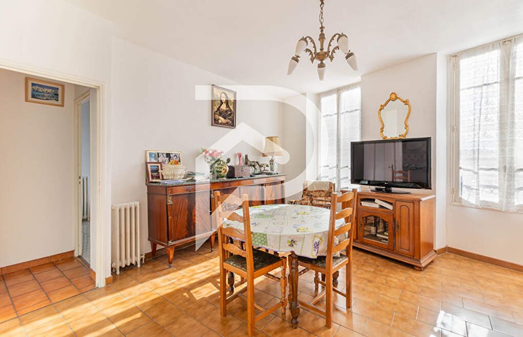 Achat appartement à vendre 4 pièces 70 m² - Marseille 1er arrondissement