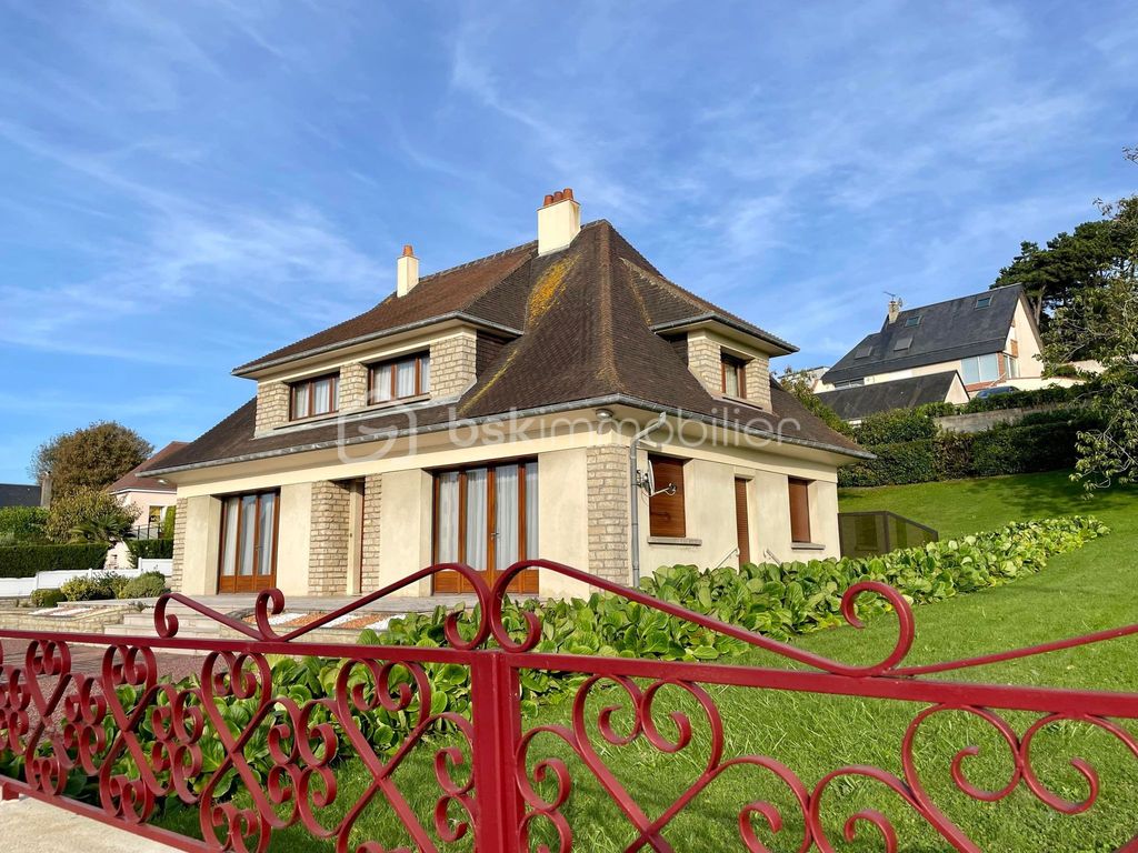 Achat maison à vendre 4 chambres 173 m² - Arromanches-les-Bains
