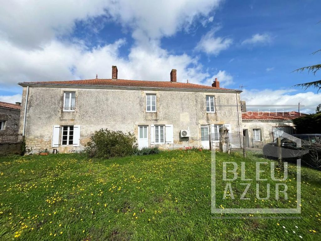 Achat maison à vendre 2 chambres 84 m² - Sainte-Gemme-la-Plaine