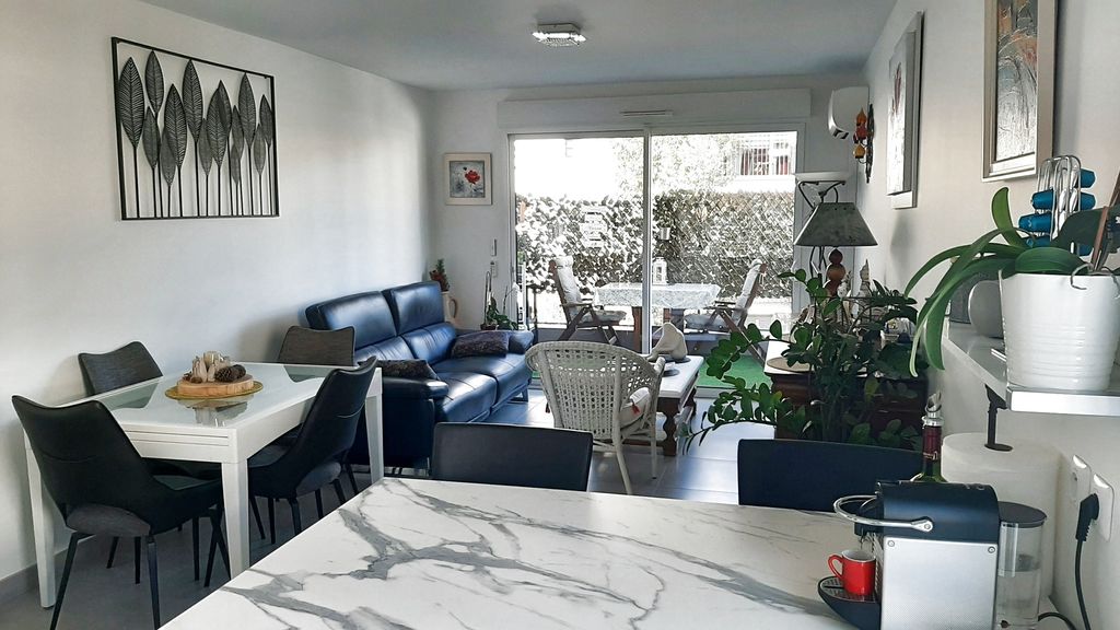 Achat appartement à vendre 3 pièces 72 m² - Six-Fours-les-Plages