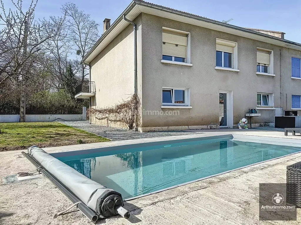 Achat maison à vendre 2 chambres 110 m² - Saint-Léger-sur-Roanne