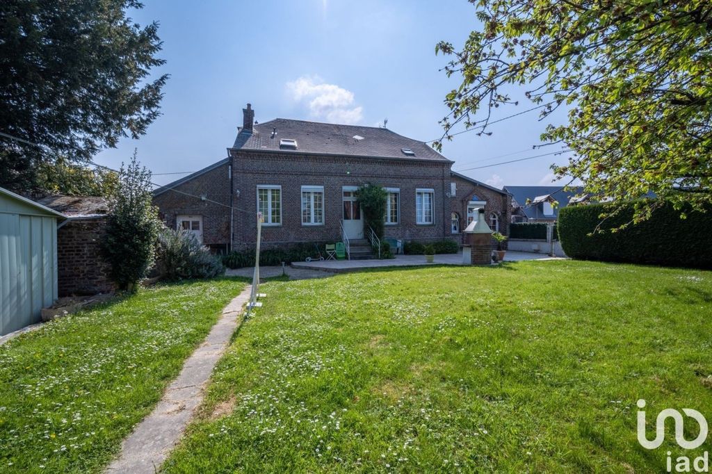 Achat maison à vendre 4 chambres 173 m² - Voyenne