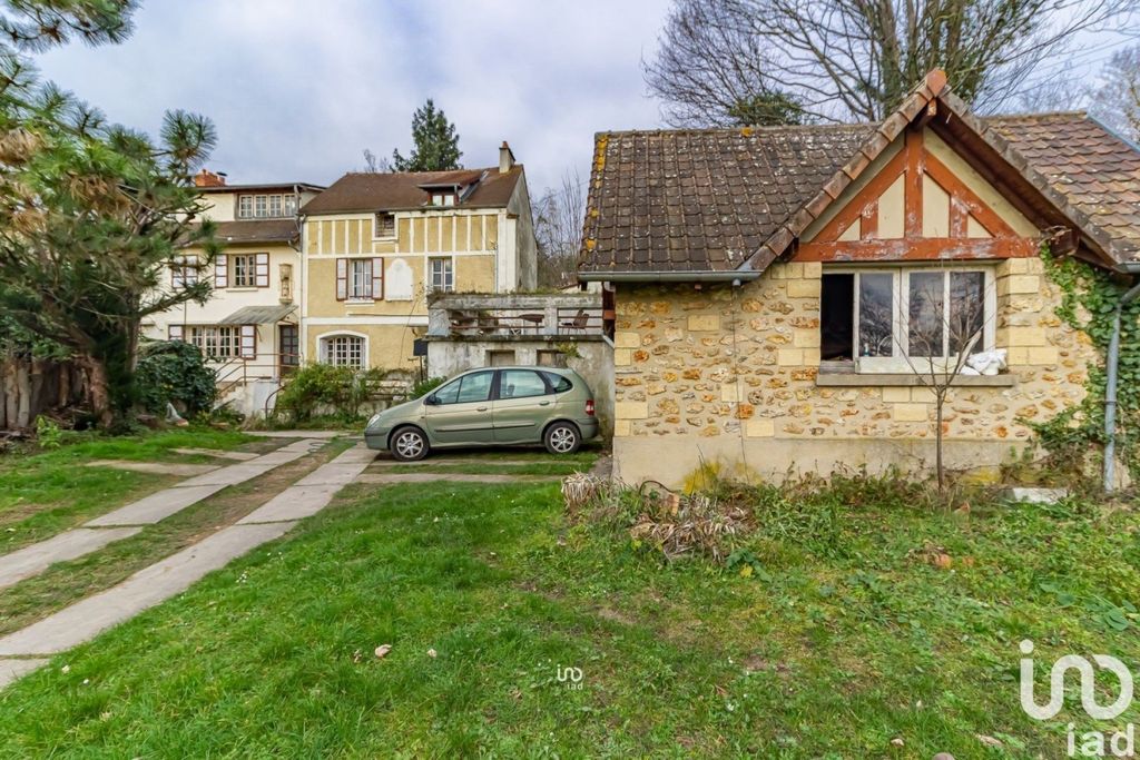 Achat maison à vendre 5 chambres 250 m² - Vaux-sur-Seine