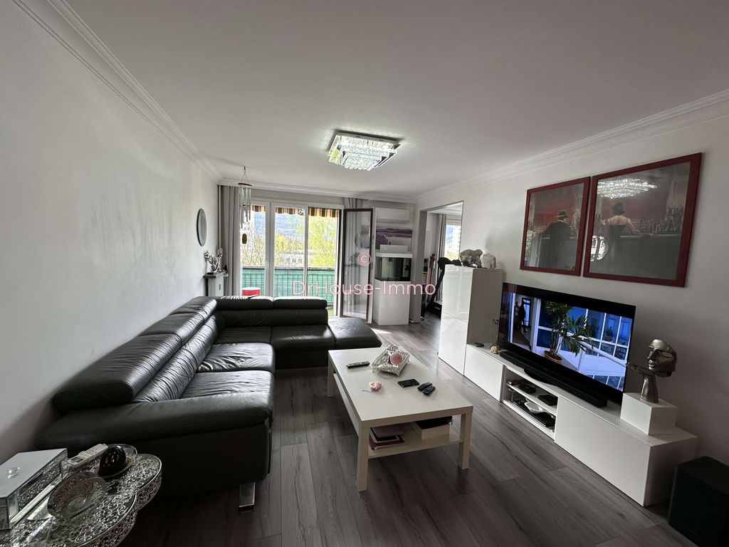 Achat appartement à vendre 3 pièces 82 m² - Grenoble
