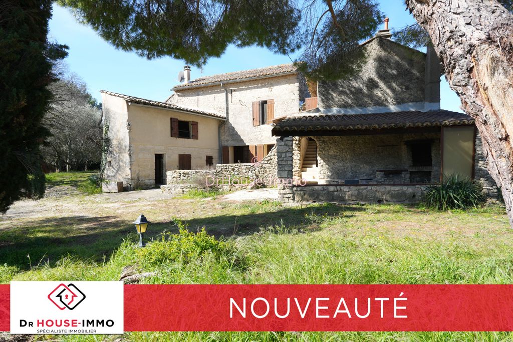 Achat maison à vendre 4 chambres 250 m² - Uzès