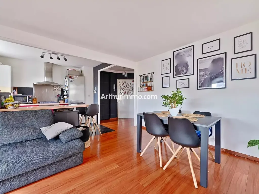 Achat appartement à vendre 4 pièces 74 m² - Noiseau