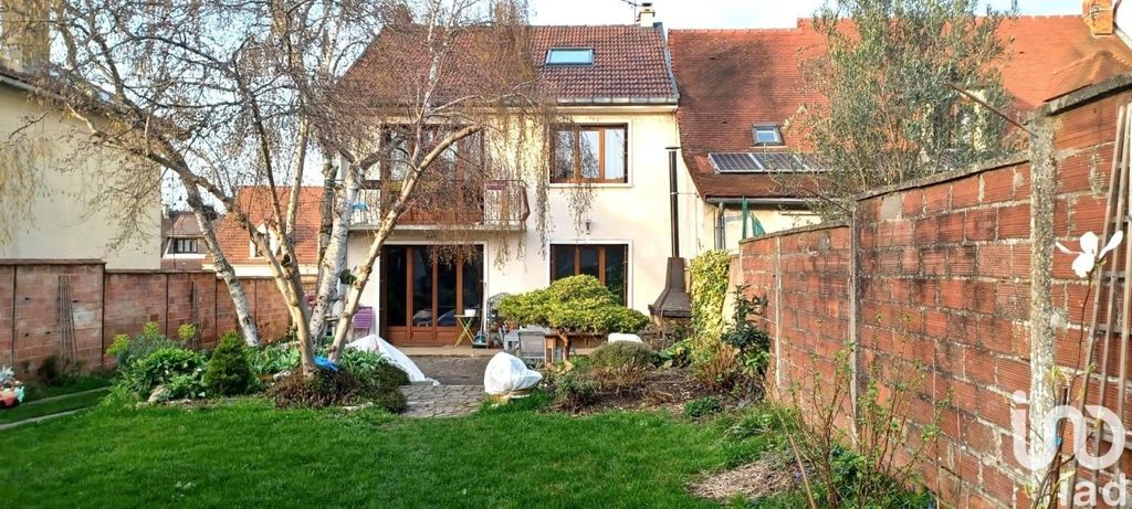 Achat maison à vendre 4 chambres 124 m² - Livry-Gargan