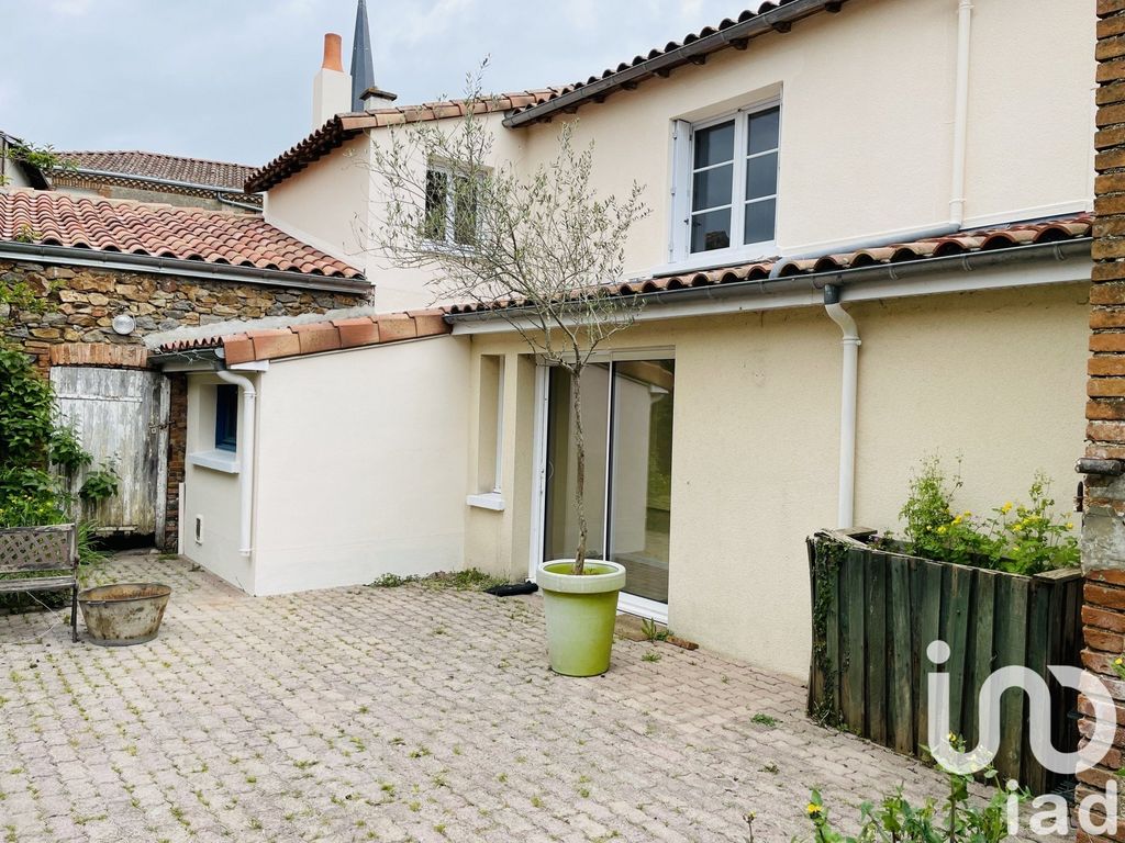 Achat maison à vendre 3 chambres 104 m² - Coron