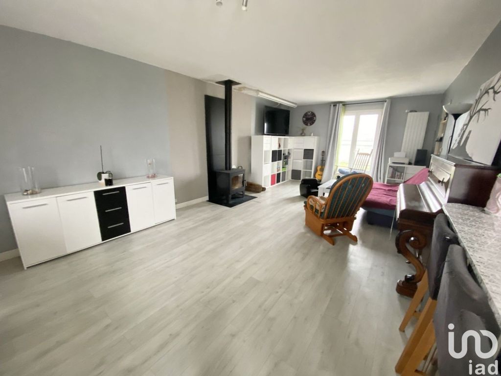 Achat maison à vendre 4 chambres 110 m² - Saint-Lubin-des-Joncherets