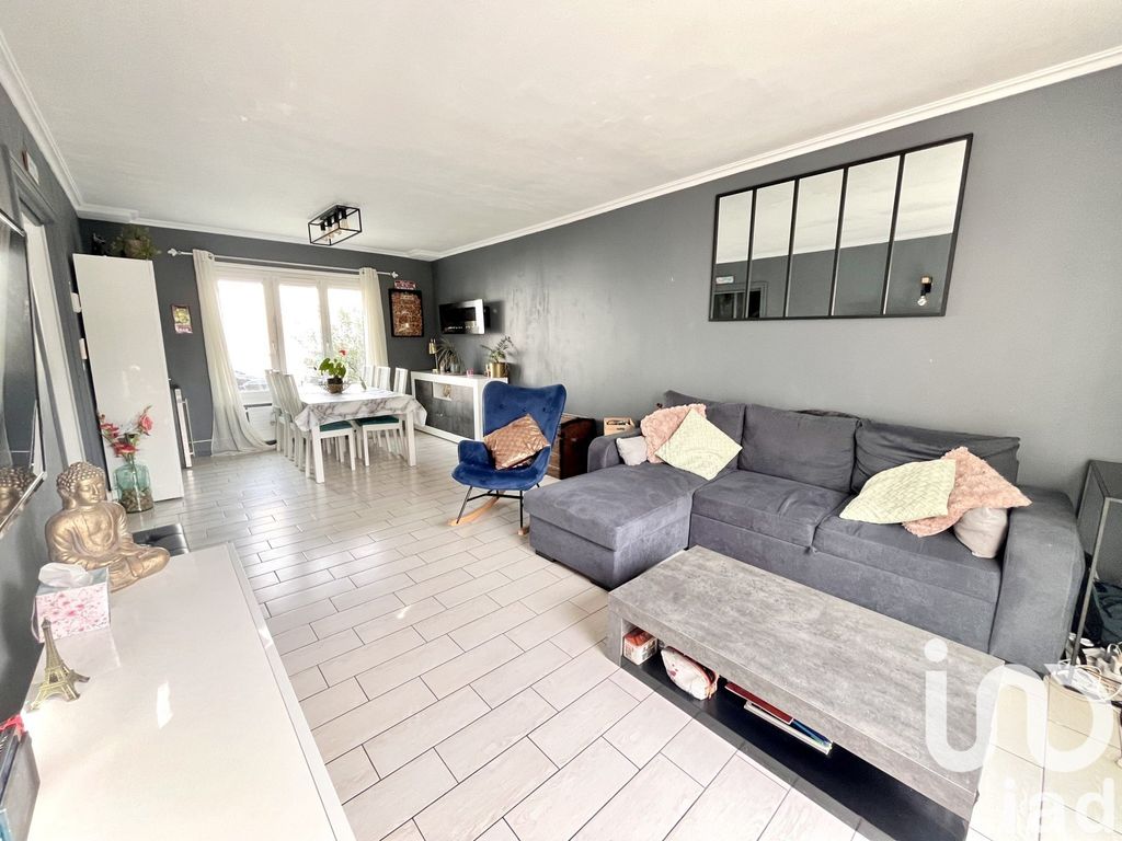 Achat maison à vendre 3 chambres 89 m² - Combs-la-Ville