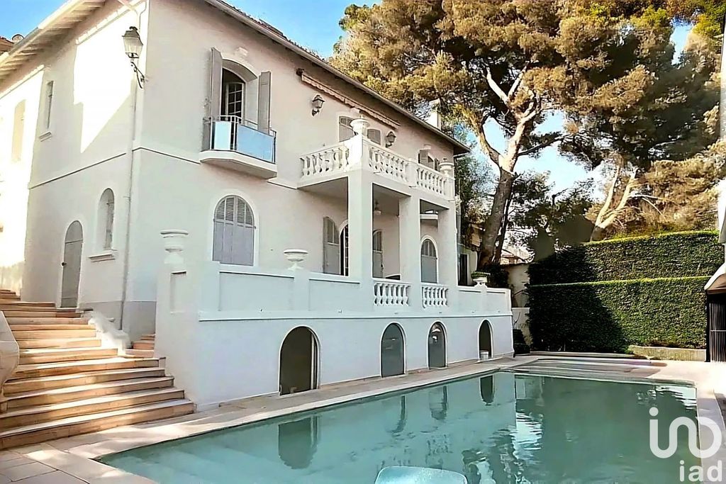 Achat maison à vendre 4 chambres 225 m² - Toulon