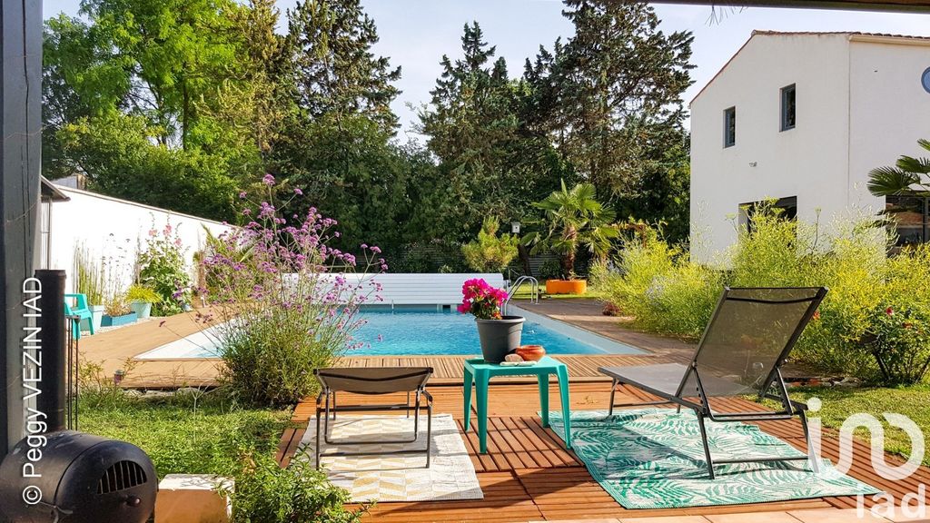Achat maison à vendre 4 chambres 173 m² - La Rochelle