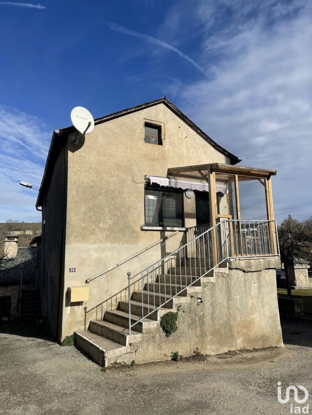 Achat maison à vendre 2 chambres 82 m² - Palmas-d'Aveyron