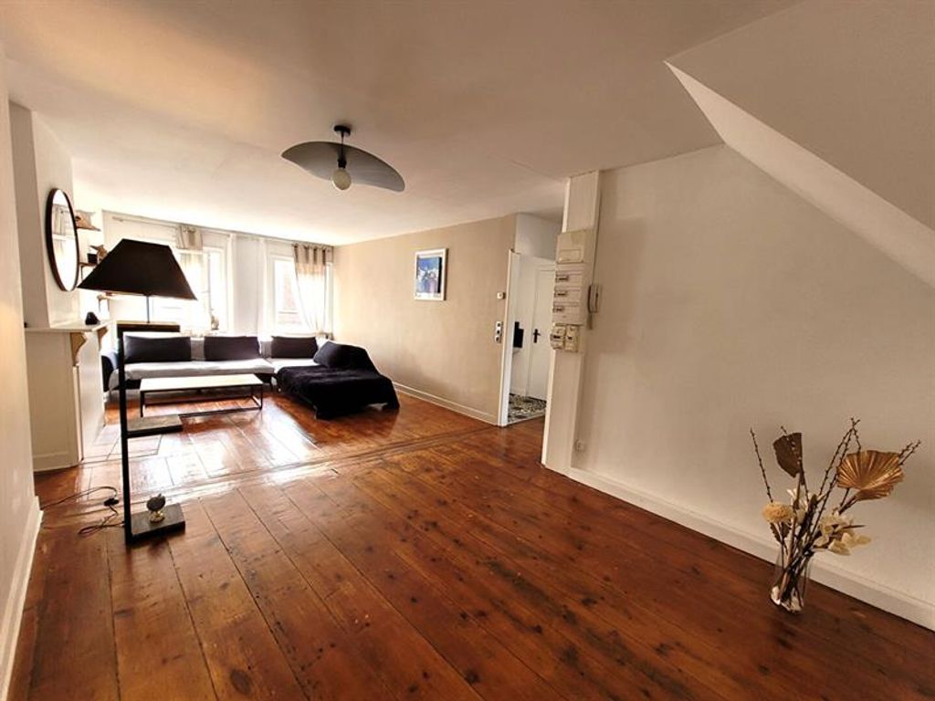 Achat appartement à vendre 3 pièces 84 m² - Carvin