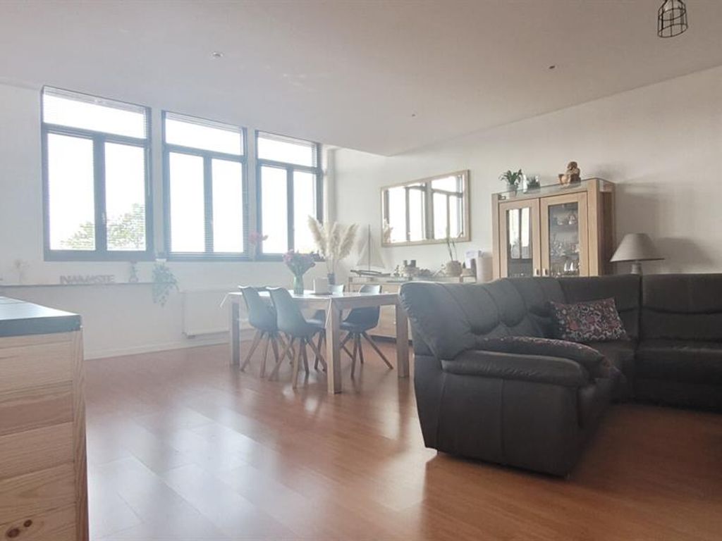 Achat appartement à vendre 3 pièces 95 m² - Saint-Omer