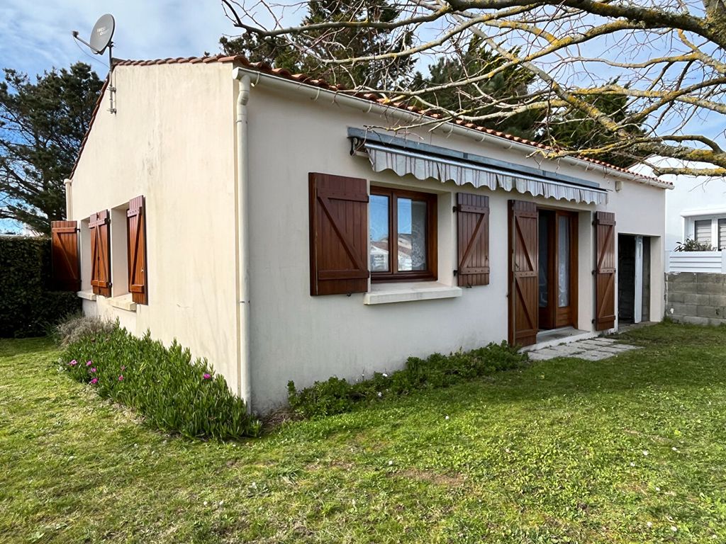 Achat maison à vendre 2 chambres 51 m² - Saint-Hilaire-de-Riez