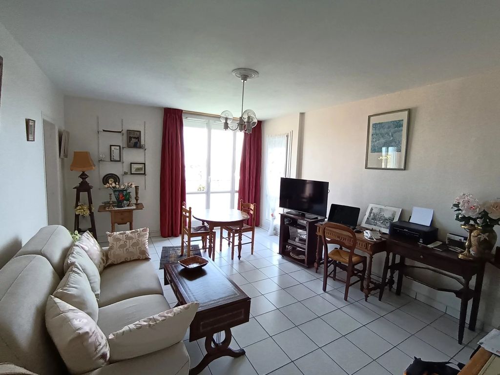 Achat appartement à vendre 4 pièces 75 m² - La Rochelle