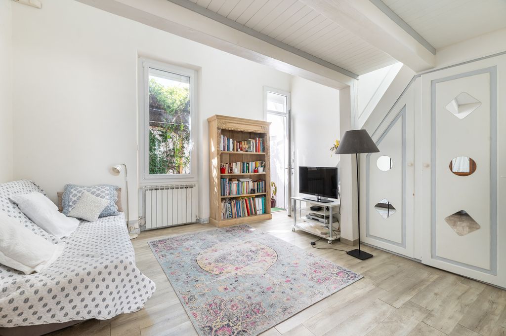 Achat maison à vendre 1 chambre 60 m² - Marseille 9ème arrondissement