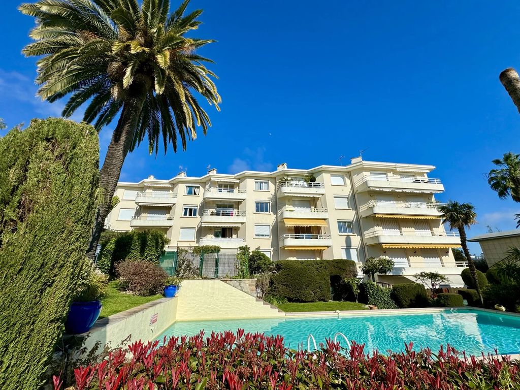 Achat appartement à vendre 3 pièces 82 m² - Cannes
