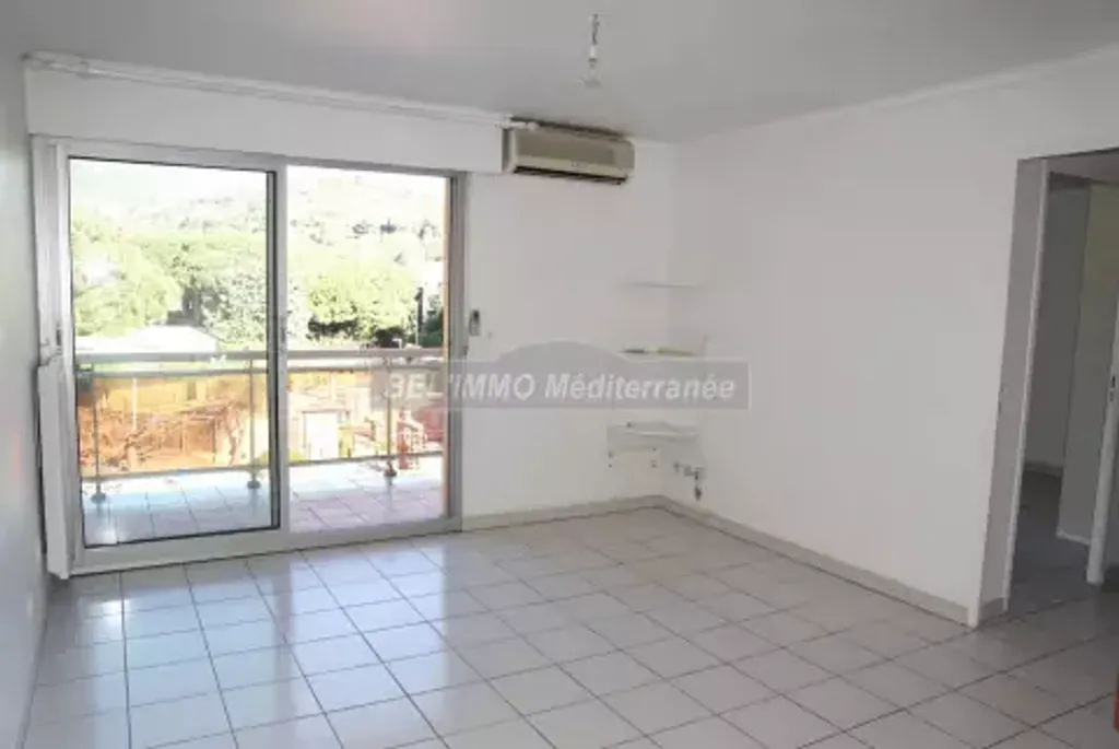 Achat appartement à vendre 2 pièces 40 m² - Cavalaire-sur-Mer