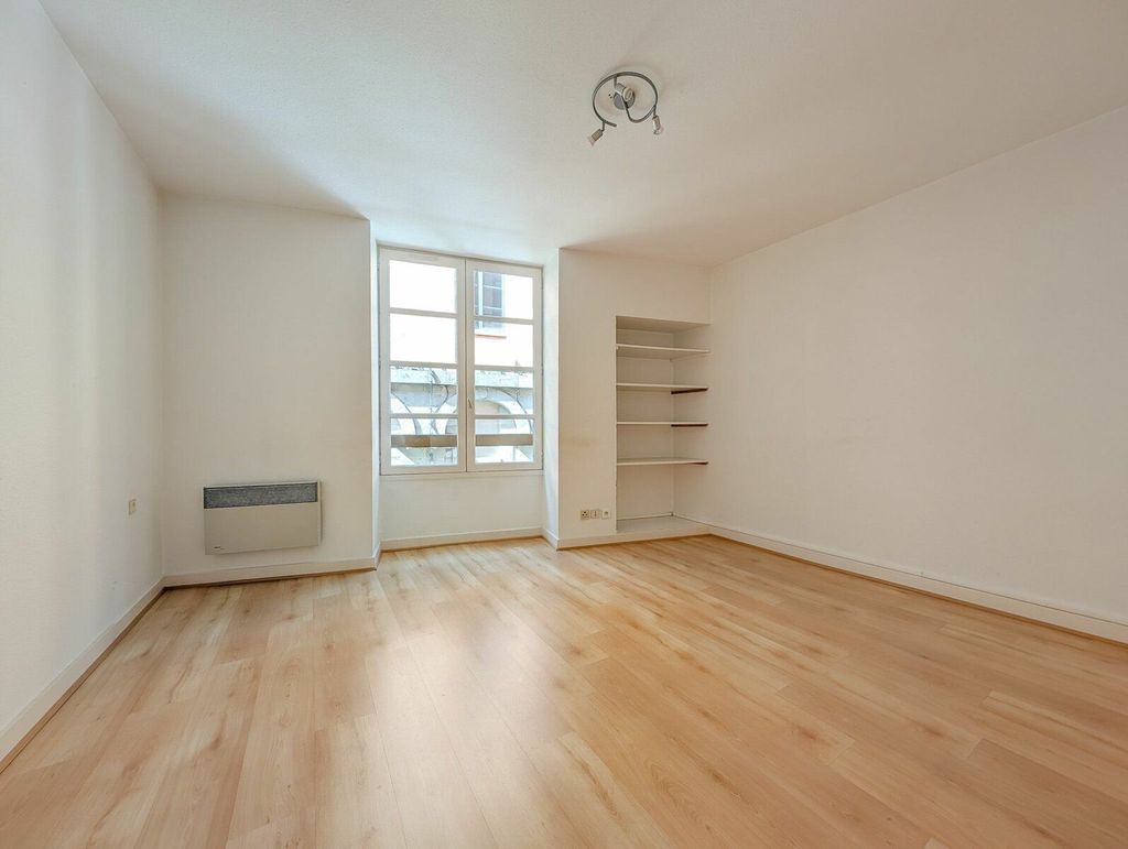 Achat appartement à vendre 2 pièces 55 m² - Aurillac