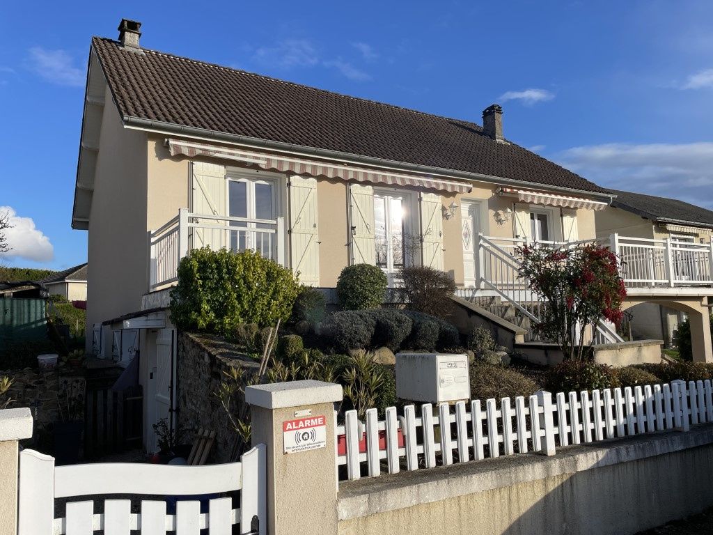 Achat maison à vendre 4 chambres 139 m² - Arnac-Pompadour