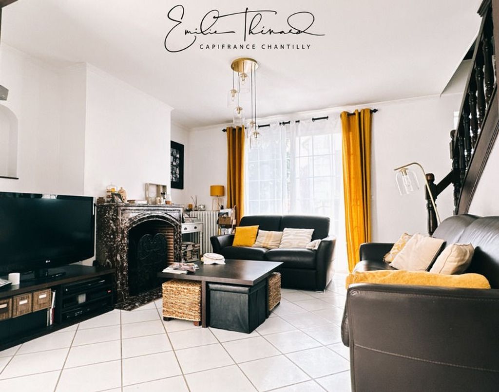 Achat maison à vendre 3 chambres 156 m² - Chantilly