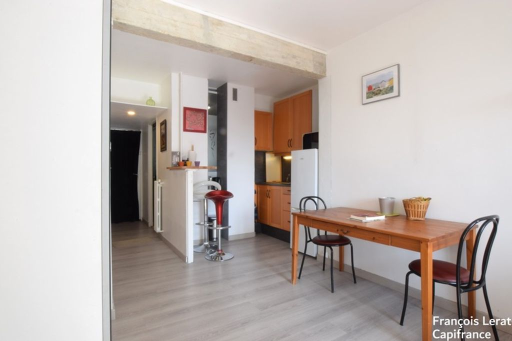 Achat studio à vendre 27 m² - Paris 16ème arrondissement