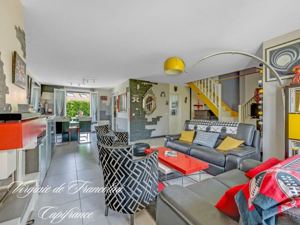 Achat maison à vendre 6 chambres 195 m² - Le Plessis-Trévise