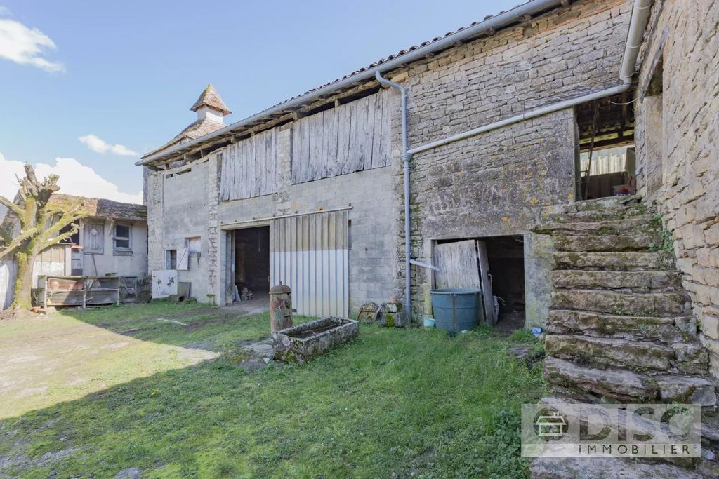 Achat maison à vendre 2 chambres 500 m² - Espinas