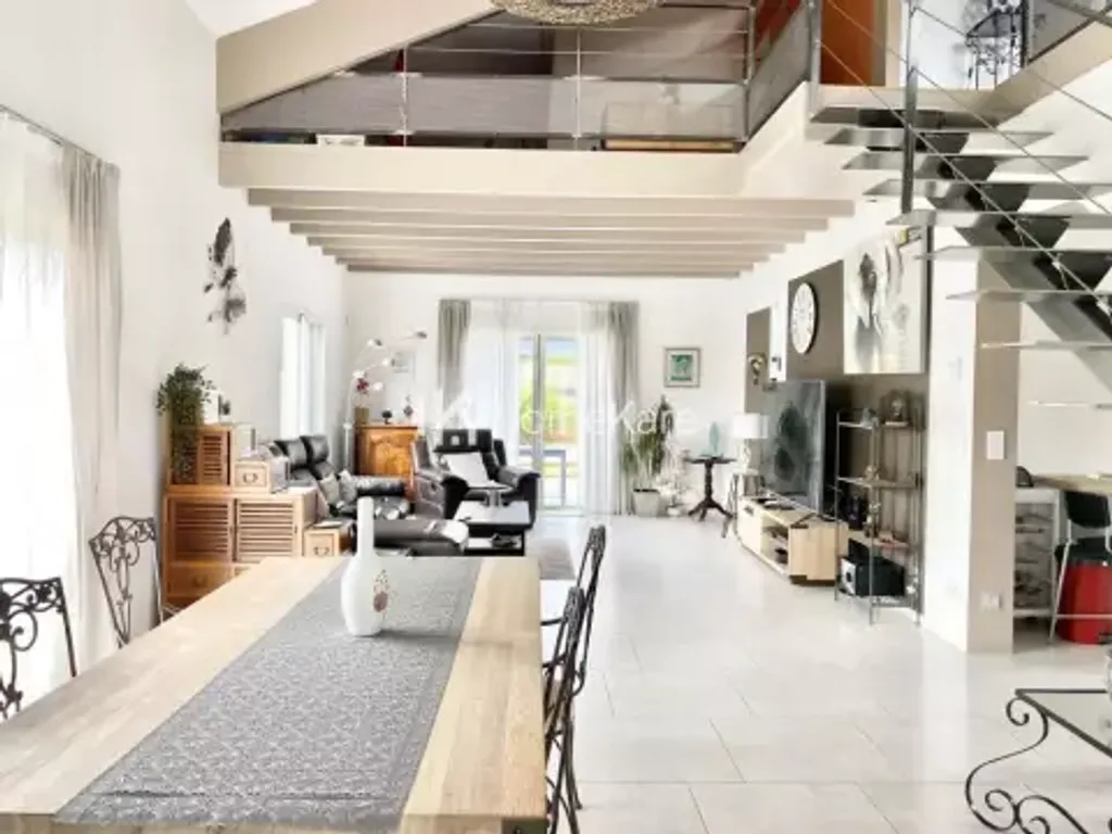 Achat maison à vendre 4 chambres 182 m² - Gujan-Mestras